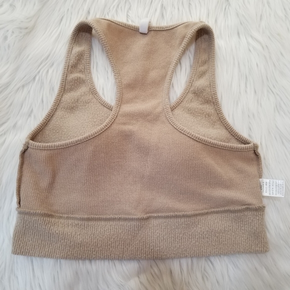 Wishlist Crop Top Color Tan Cream SIZE L. - Picture 9 of 12